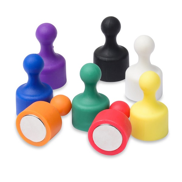 Pini magnetici – Accesorii mărunte, dar foarte eficiente pentru organizarea unui panou expo sau pentru afișarea informațiilor în avizier pini magnetici colorati diametru 12 mm